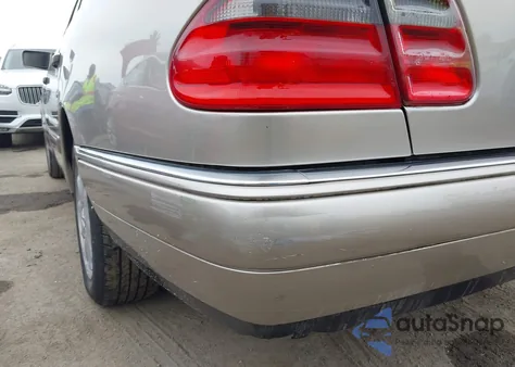 1999 Mercedes-Benz E 320 from USA, damaged, VIN WDBJF65H4XA768667